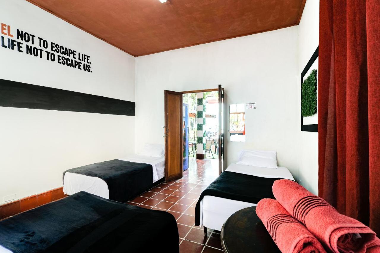 Capsule Hostel 危地马拉 外观 照片